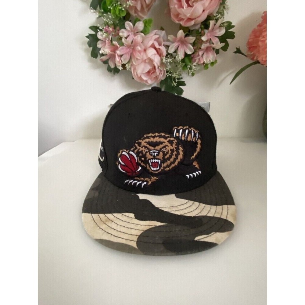 NBA Hardwood Classics Vancouver‎ Grizzlies Hat Size 7 Camp With Grizzly New Era